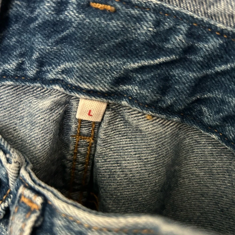 Levi’s Blue Denim Overalls - Picture 6 of 9